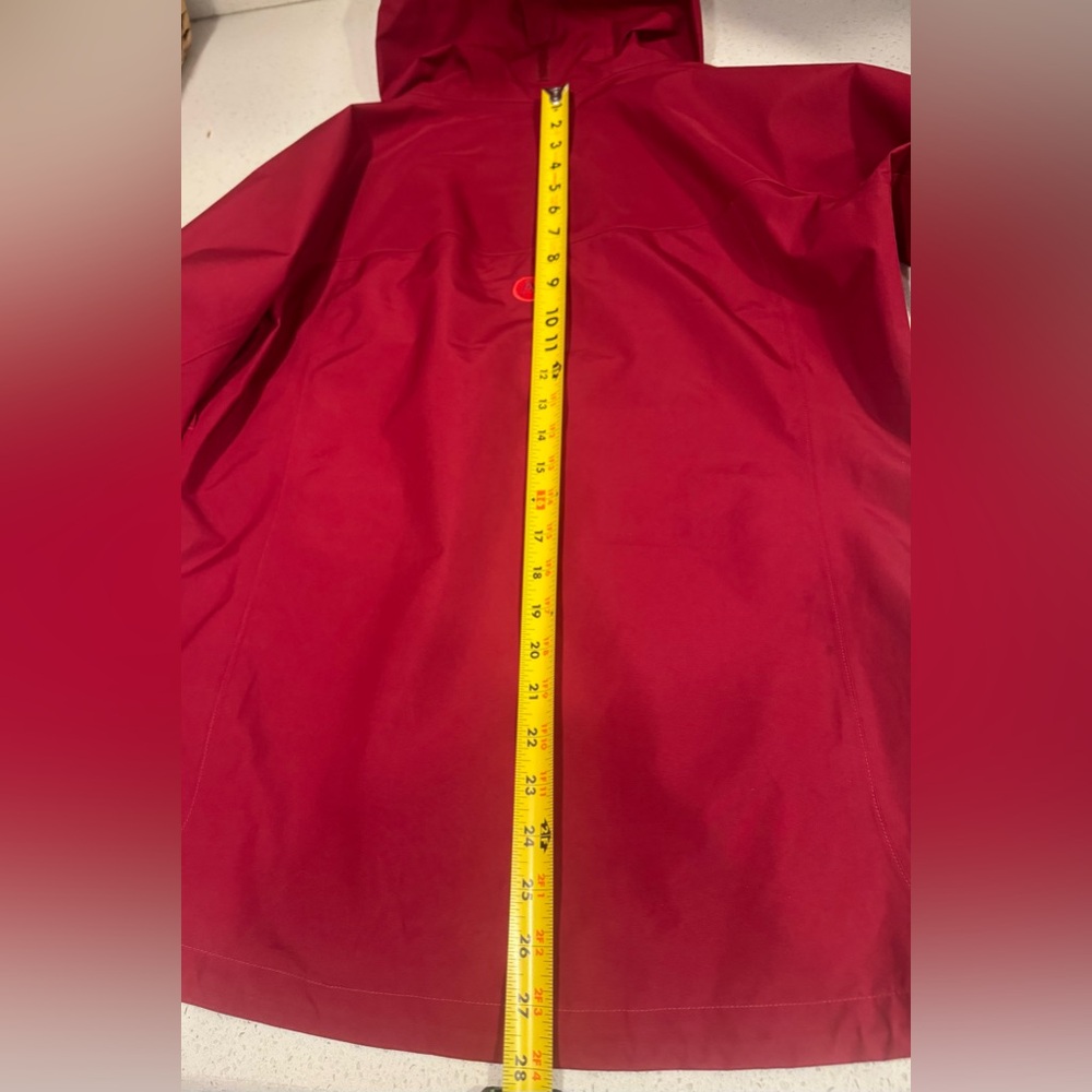 Marmot Women's Minimalist Red Rain Jacket - Picture 13 of 13